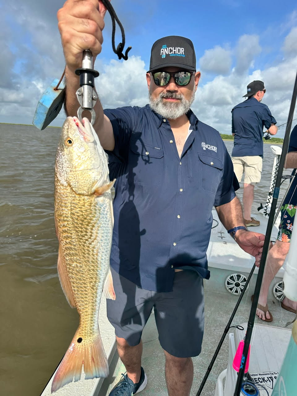 Lures vs. Live Bait on the Texas Coast: Topwater, Soft Plastics, Scented Baits, and the Mighty Popping Cork