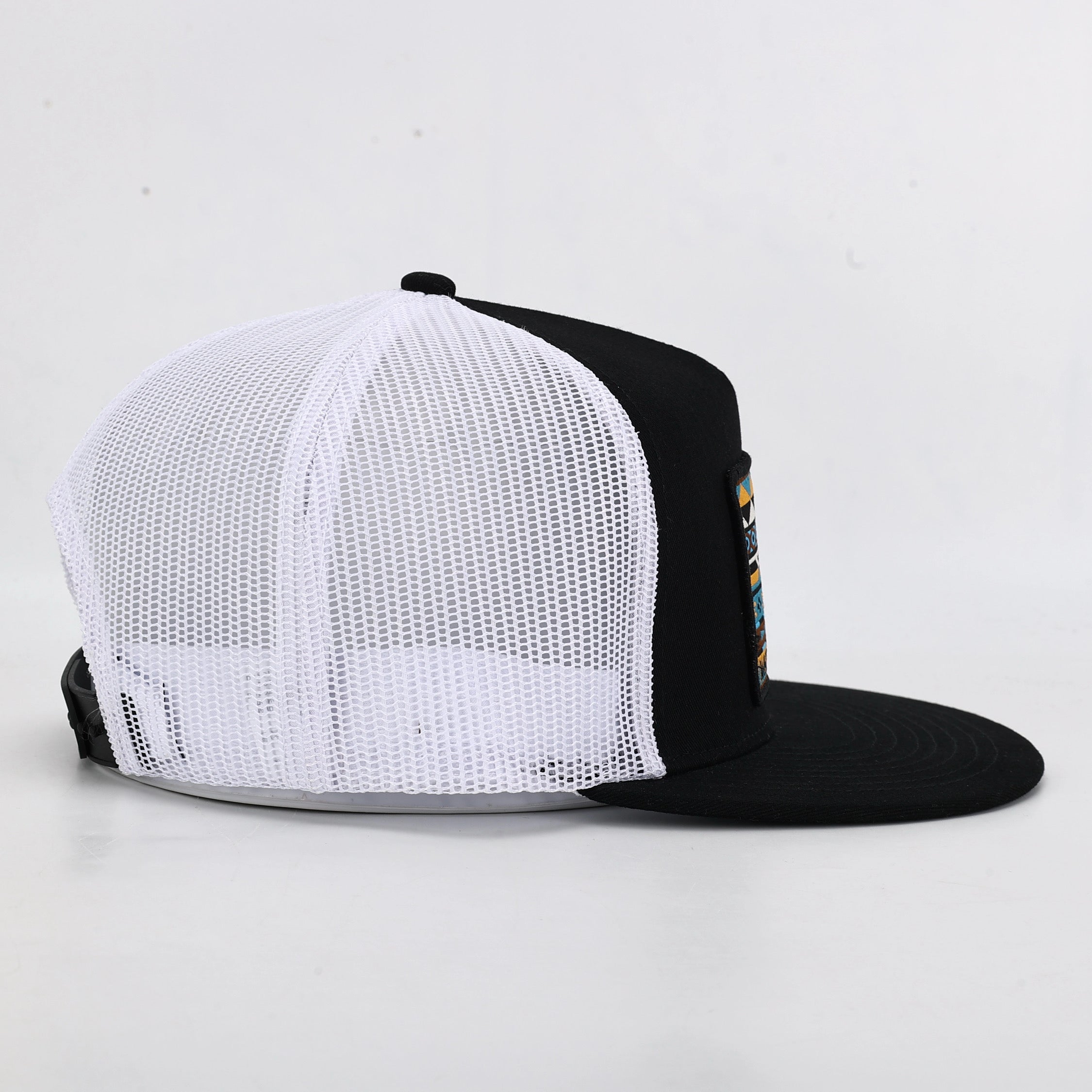 Whitetail Co. Western Buck High Front Black/White