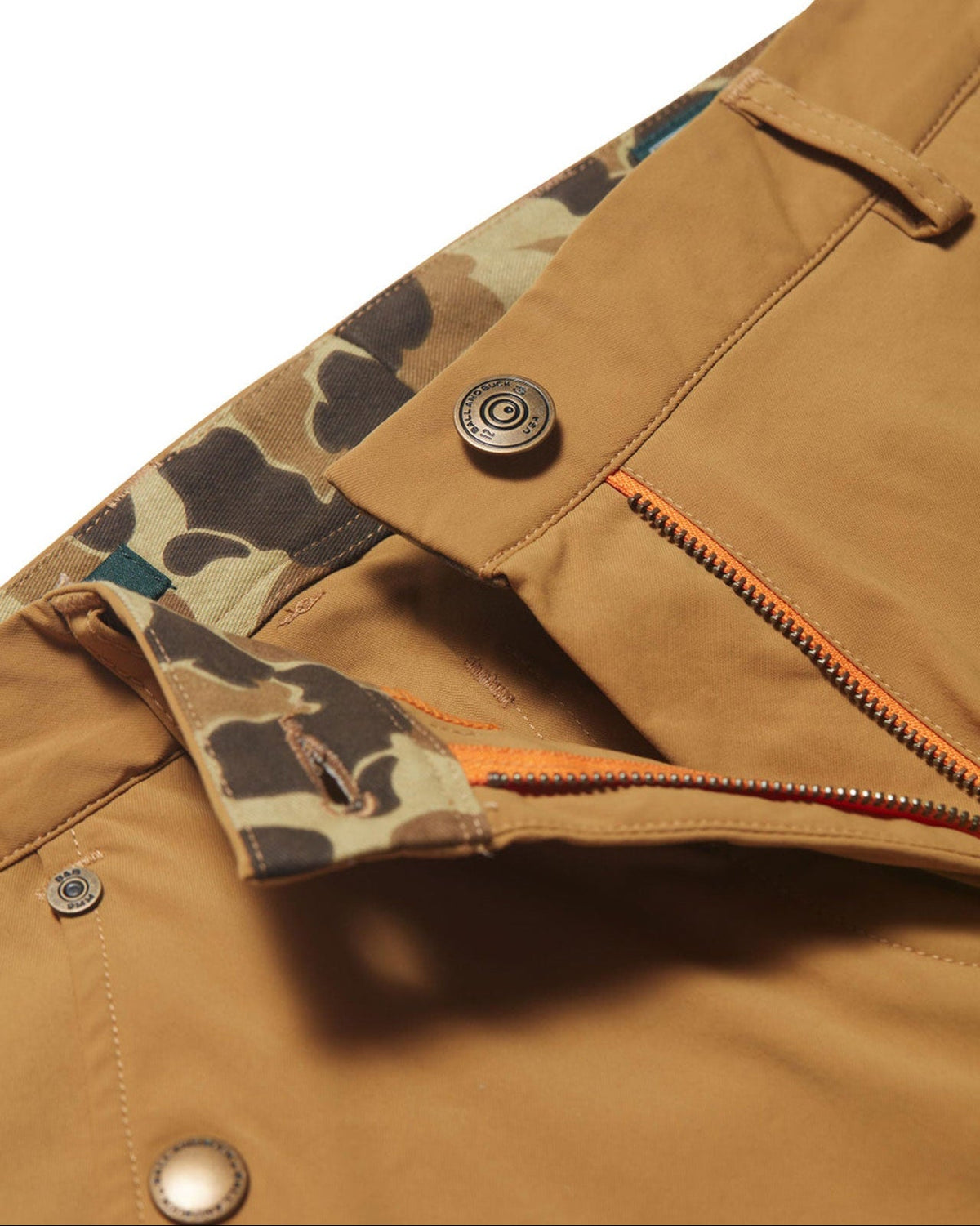 Waistband with Original Camo lining and brass button on the Active+ Joan Field Pant