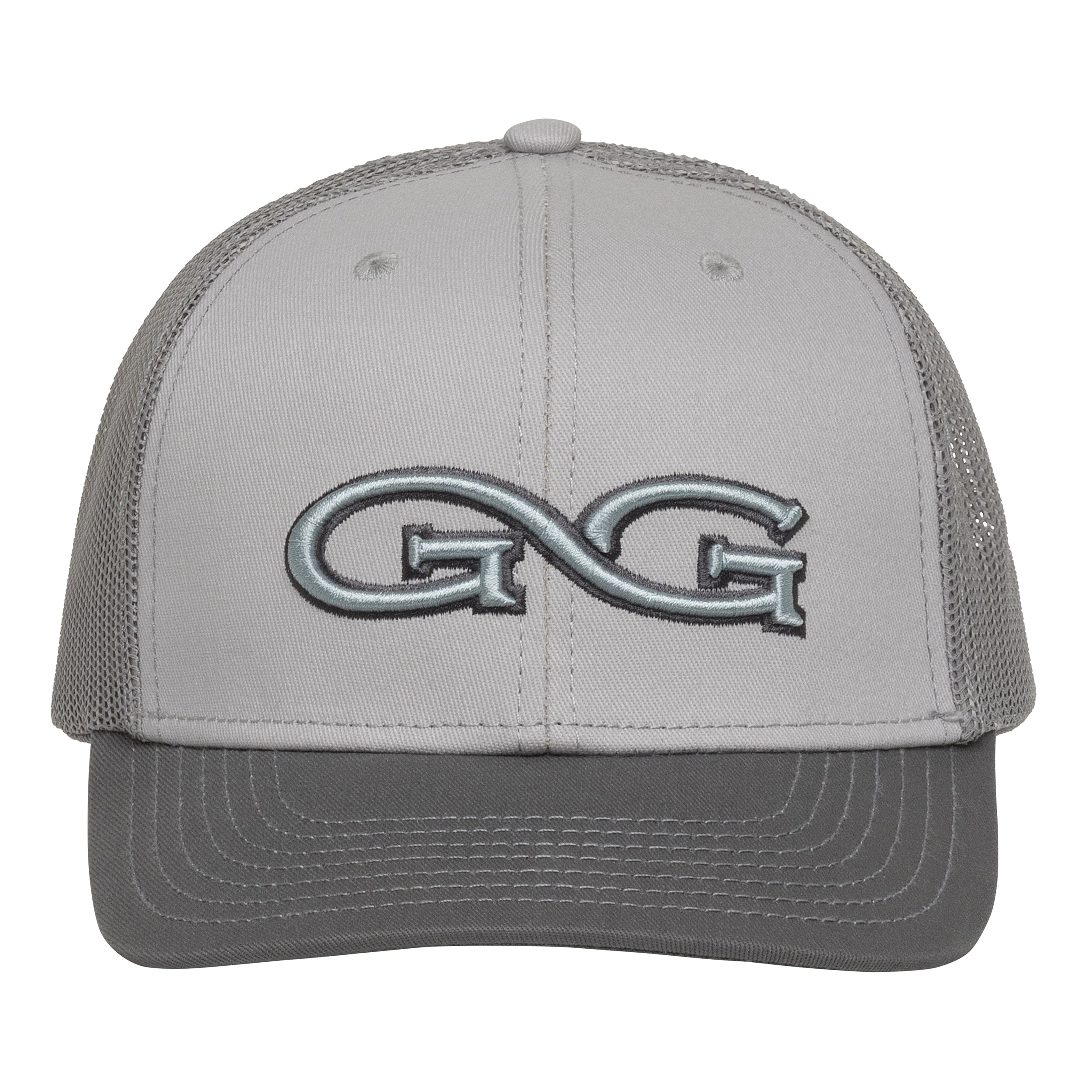 Gray mesh trucker hat with embroidered GG logo, ideal for hunting and outdoor activities