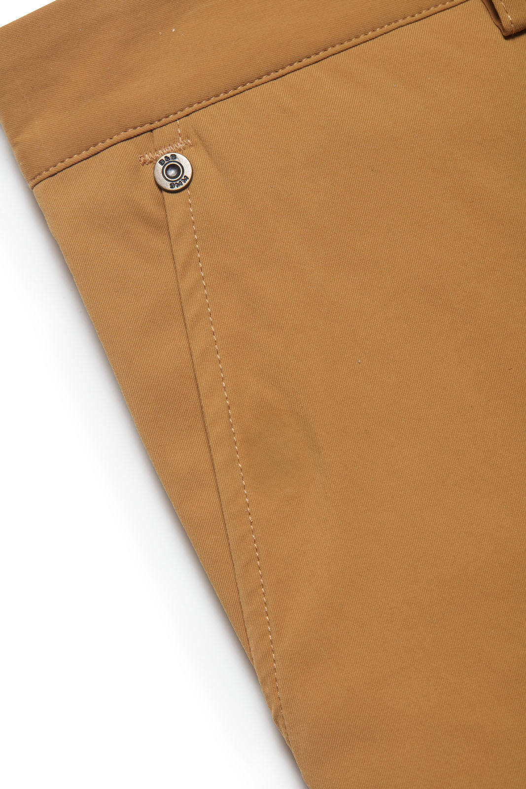 Zippered front pocket on the Active+ Field Pant