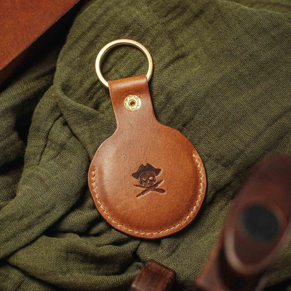 Pirate Goods Peso Pocket v5 – Leather Challenge Coin Keychain Case