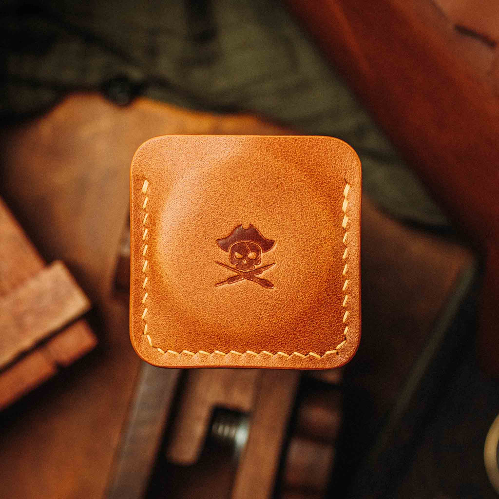 Pirate Goods Peso Pocket v3 Coin Holder – Leather Challenge Coin Case for EDC | Venator Hunting