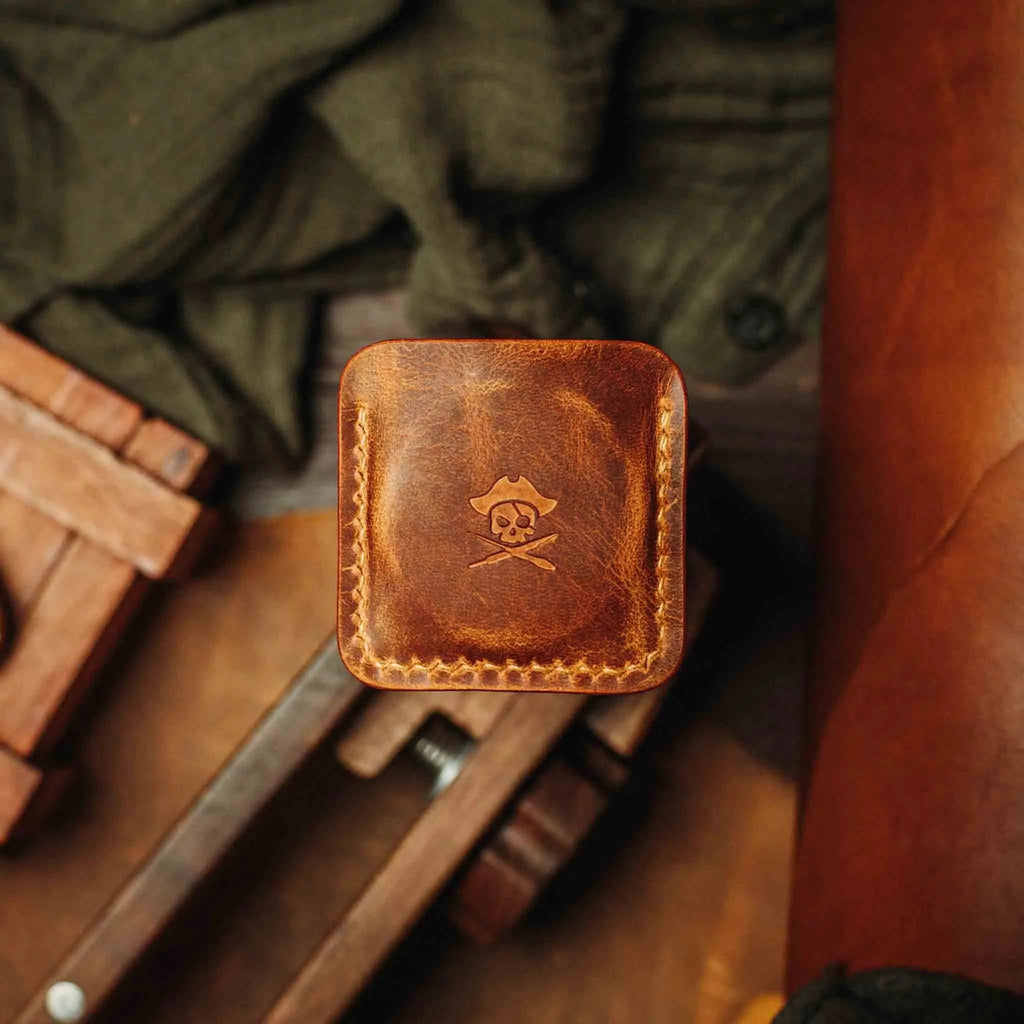 Pirate Goods Peso Pocket v3 Coin Holder – Leather Challenge Coin Case for EDC | Venator Hunting