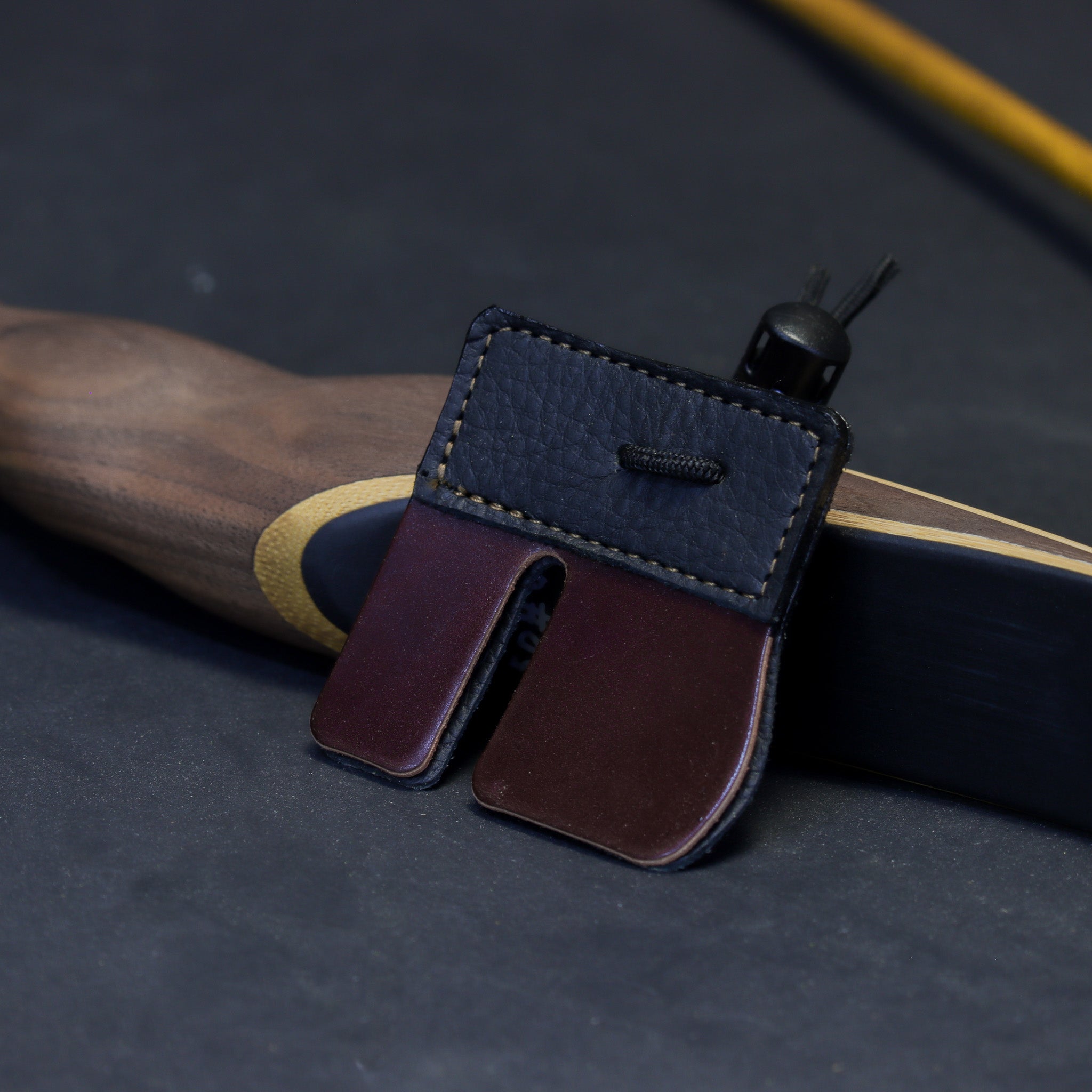 Shell Cordovan Split Finger Tab