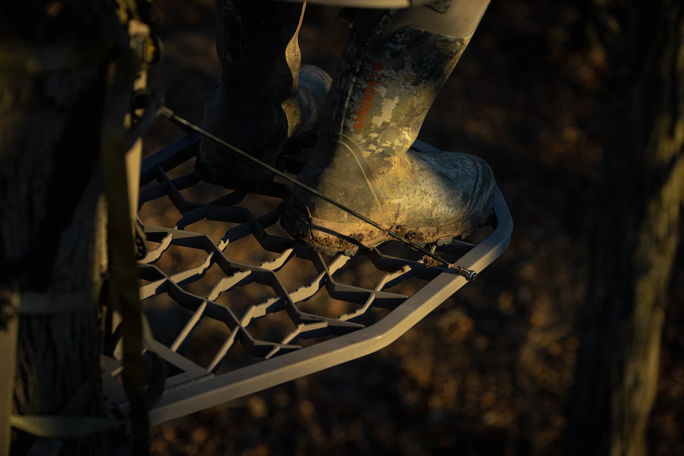 Raider Hybrid Treestand