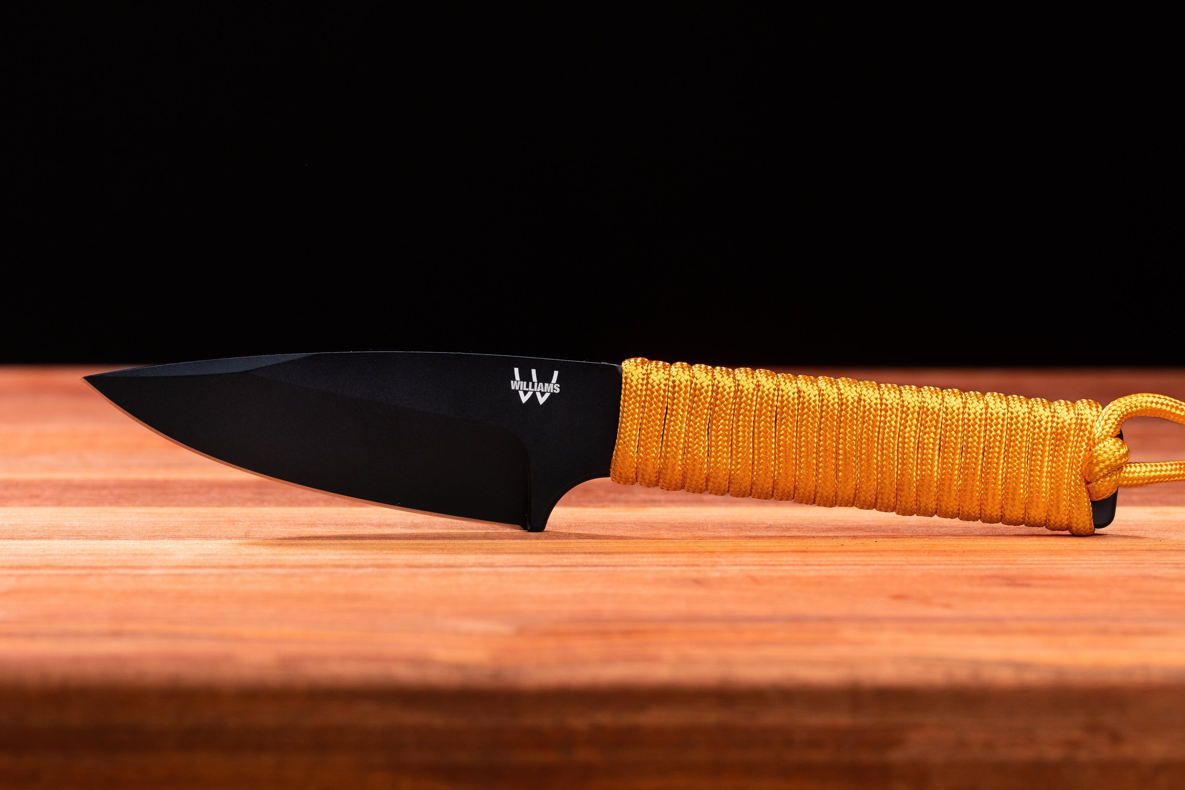 Paracord Knife