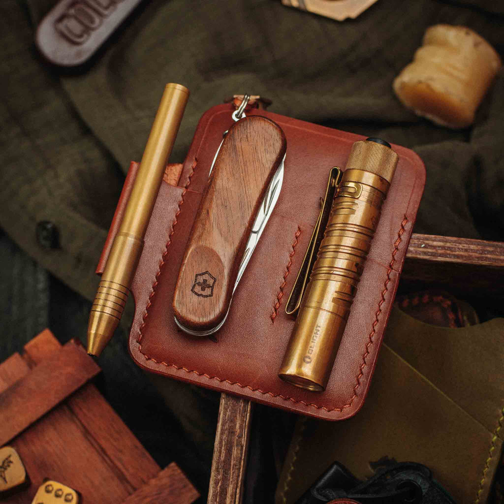 Pirate Goods First Mate Pocket Organizer – Leather EDC Pocket Carrier | Venator Hunting