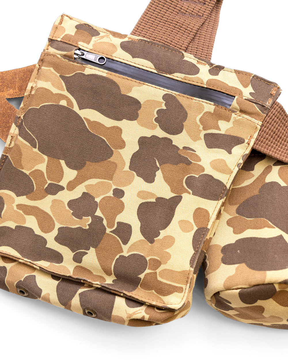 Zippered concealed phone pocket on the Original Camo Strap Vest
