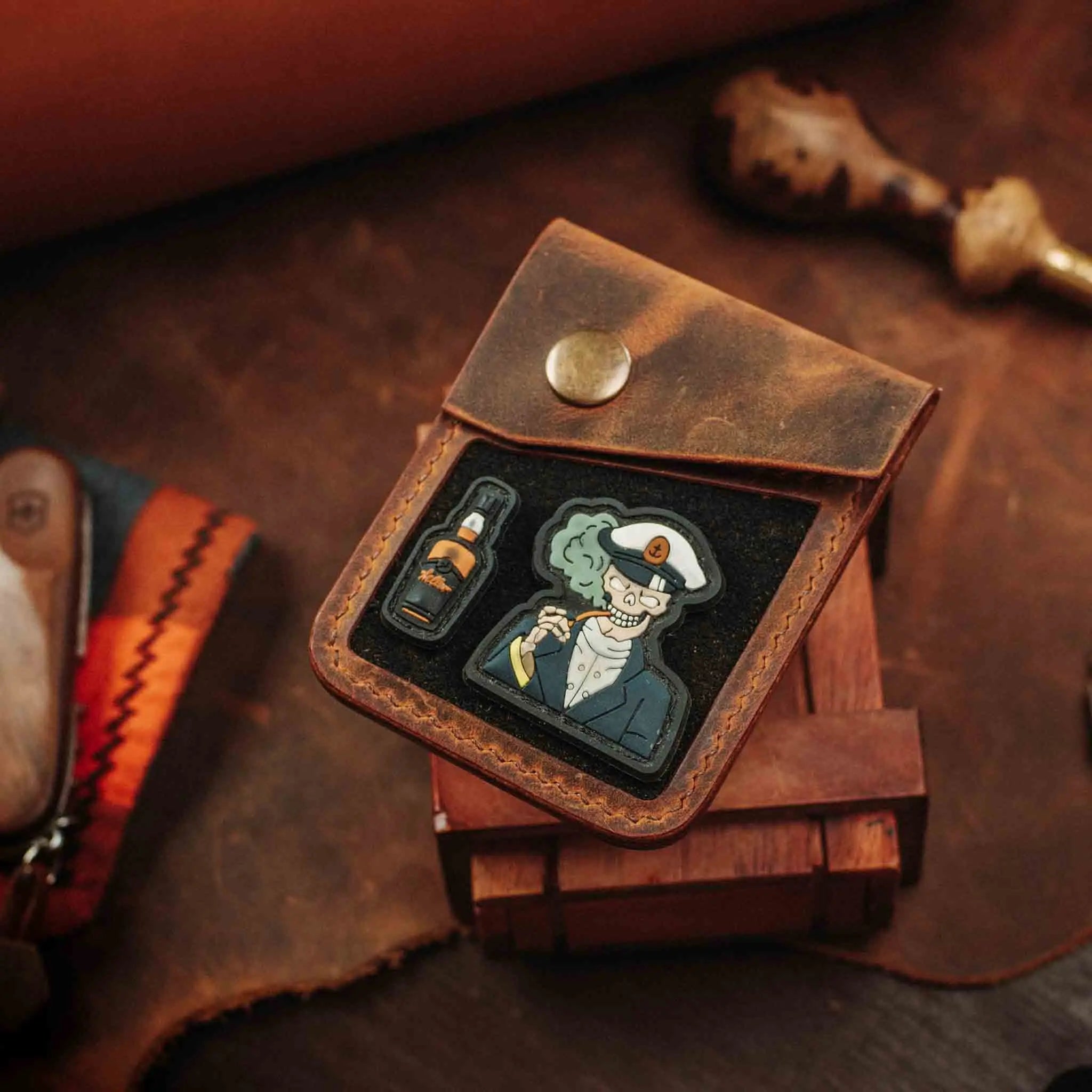 Leather Velcro Wallet - Voyager v2 | Patch Display Card Holder | EDC
